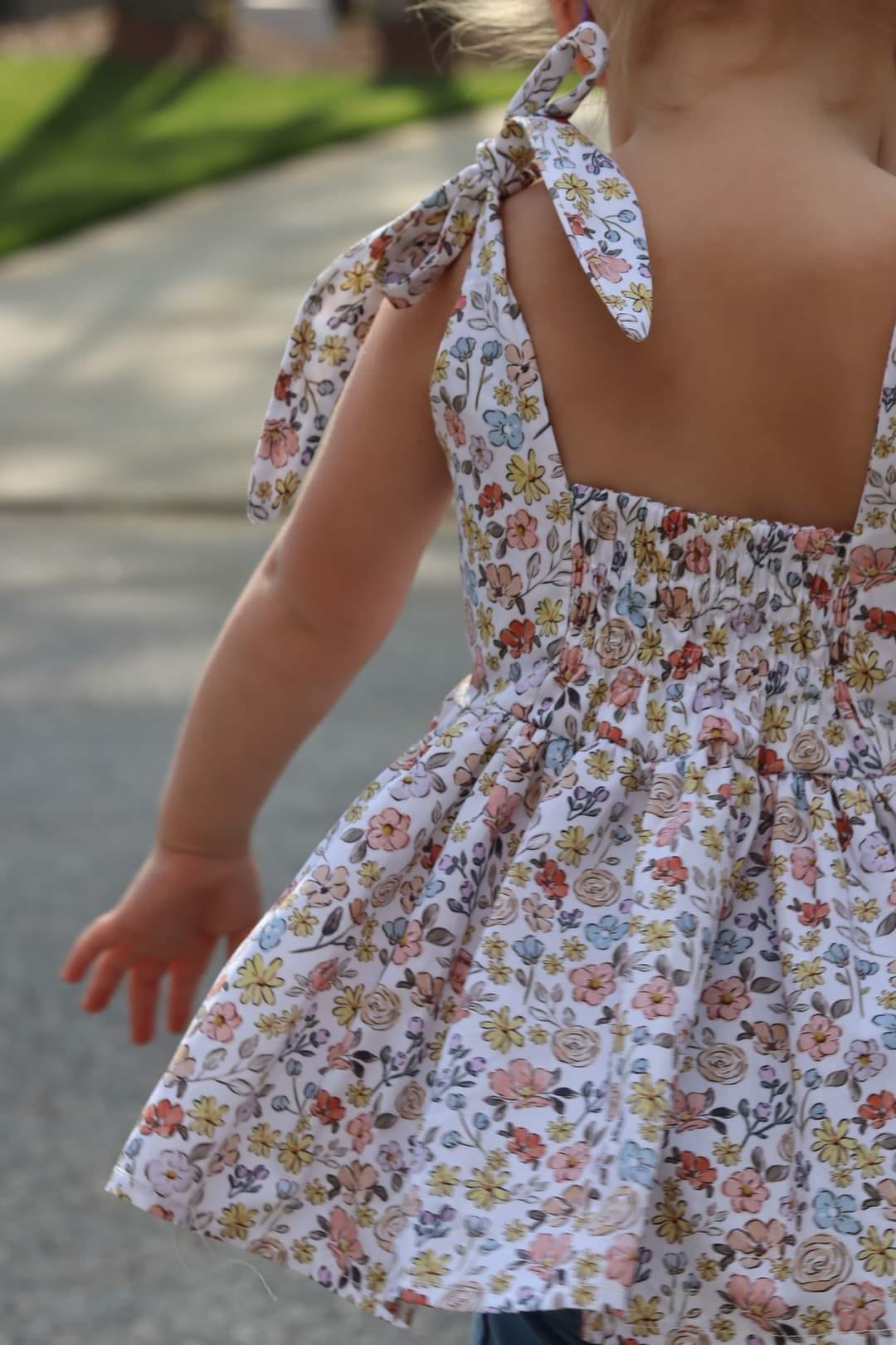 Dainty Floral Woven Top